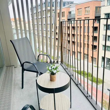 Apartamento New Building New At Andel Metro Station *