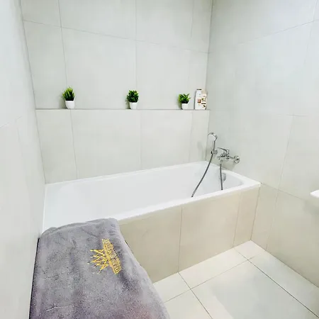 Apartamento New Building New At Andel Metro Station Praga