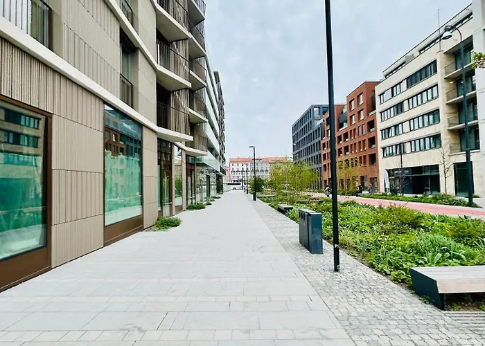 New Building New At Andel Metro Station Apartman *